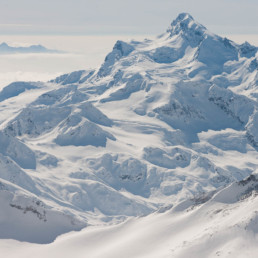Caucasian Avalanche - skiing under Elbrus
